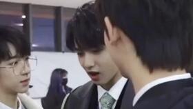 吻脖子摸腿视频大全国产,吻脖子摸腿视频大赏